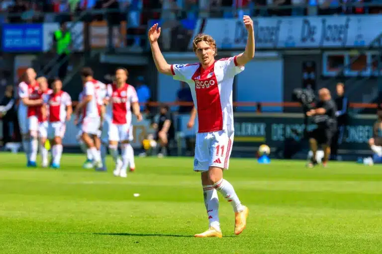 Mika Godts sous le maillot de l'Ajax