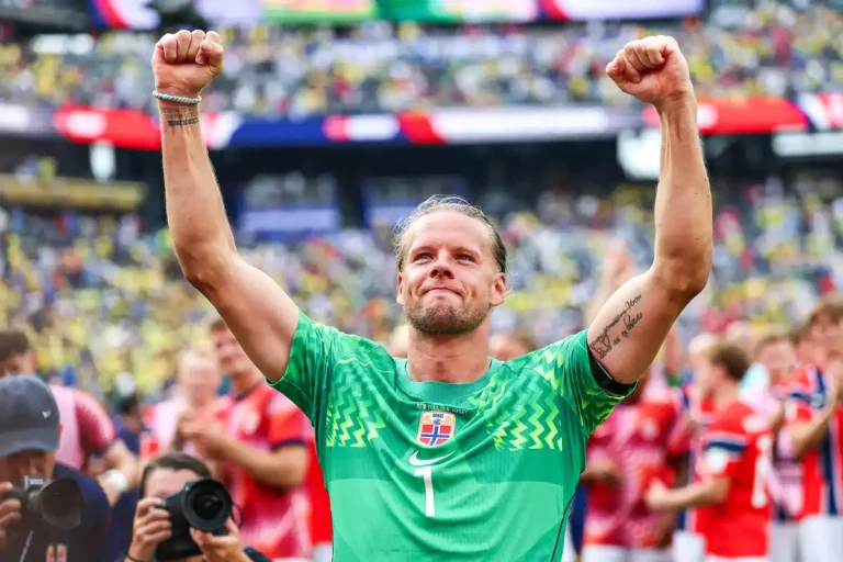 Orjan Nyland dans le viseur de Manchester City
