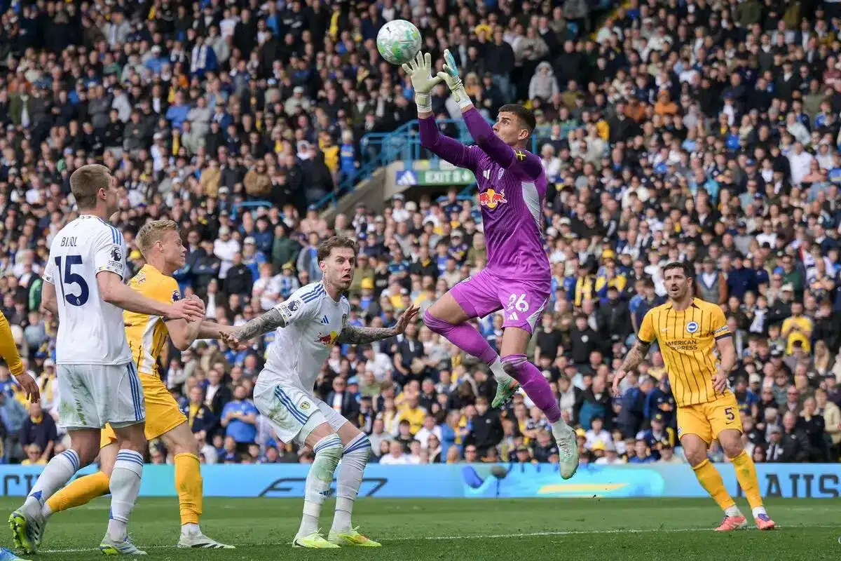PL : Leeds n’en veut plus, MU le recrute pour le relancer