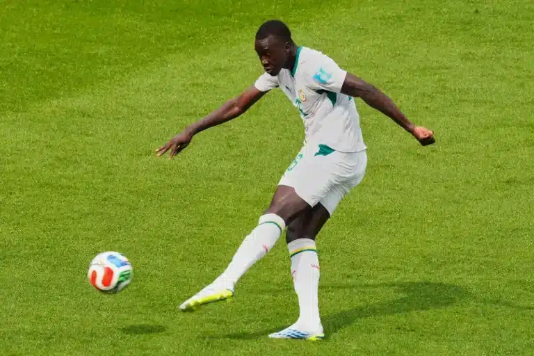 Pape Gueye ciblé en Angleterre ©Alamy