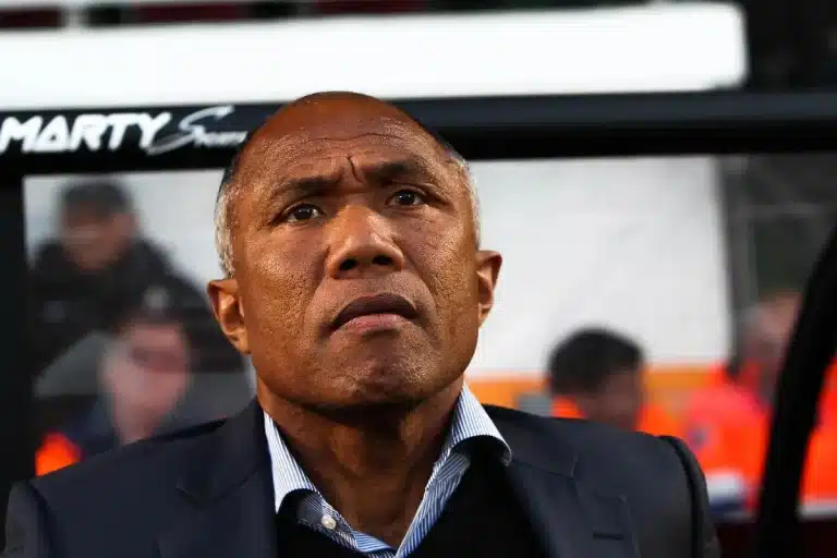 Paris FC Antoine Kombouaré out, Liam Rosenior in !