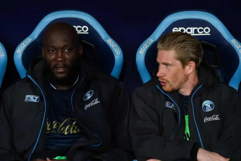 naples chasse Romelu Lukaku et Kevin De Bruyne ©Alamy