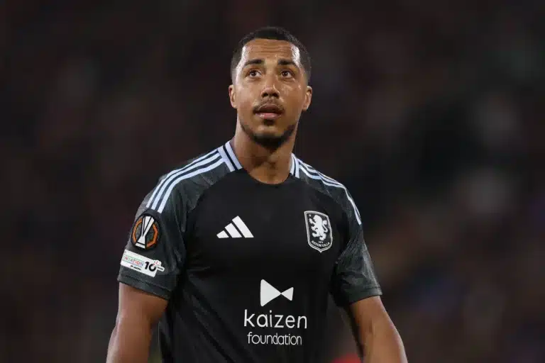 Youri Tielemans sous le maillot d'Aston Villa @Alamy