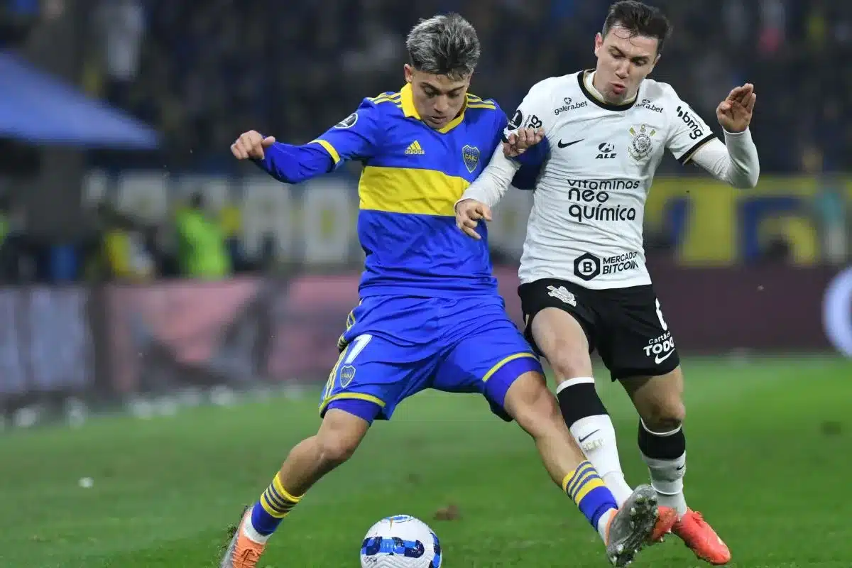 Un Argentin met tout en oeuvre pour rejoindre Naples