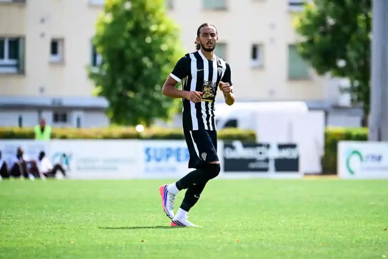 Yahia Jlidi avec Angers