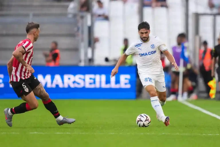 Neal Maupay courtisé en Italie