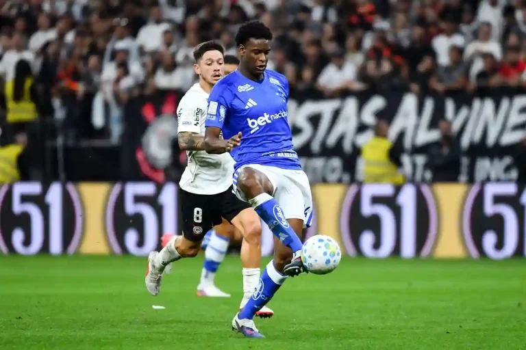 Jonathan Jesus sous le maillot de Cruzeiro