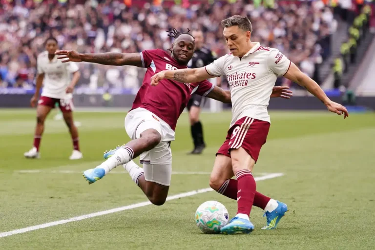 Aaron Wan-Bissaka visé par Aston Villa ©Alamy
