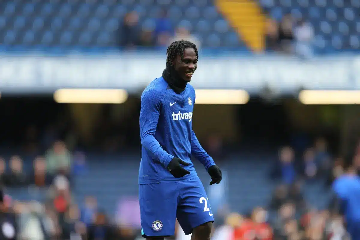 Chelsea envoie un habitué du banc en Suisse