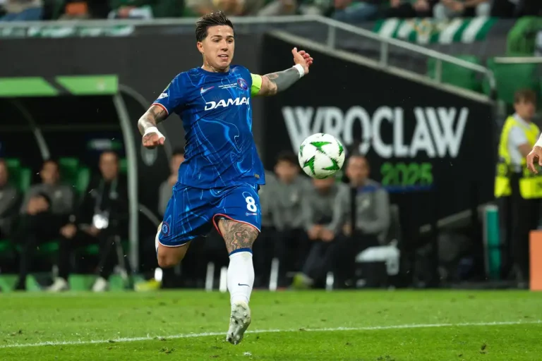 City pose une 3è offre pour Enzo Fernandez ©Alamy