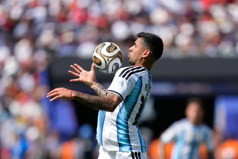 Cristian Romero en route vers Madrid ©Alamy