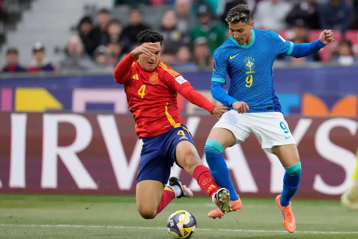 Deivid Washington avec le Brésil