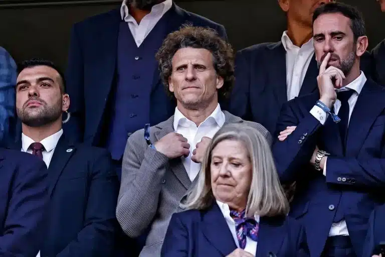Diego Forlan nommé nouveau sélectionneur de l'Uruguay