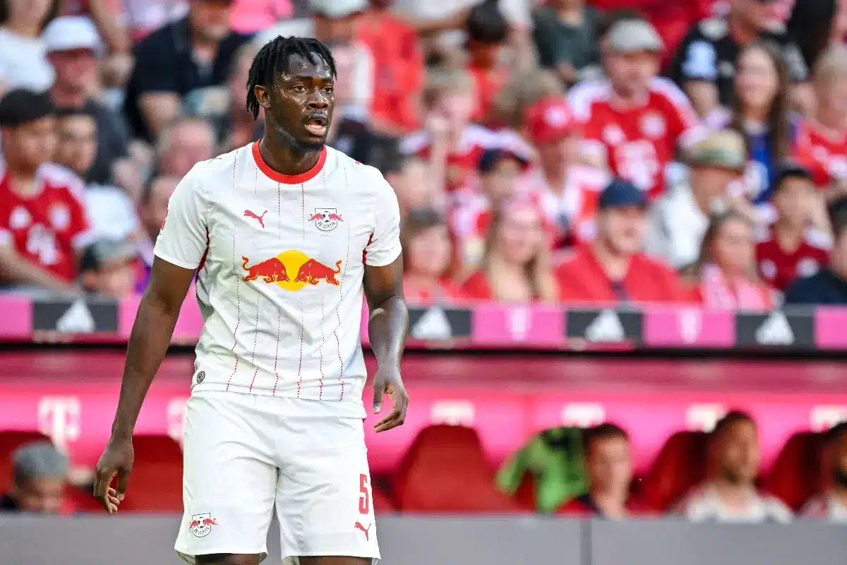 RC Lens : Un défenseur de Bundesliga dans le viseur