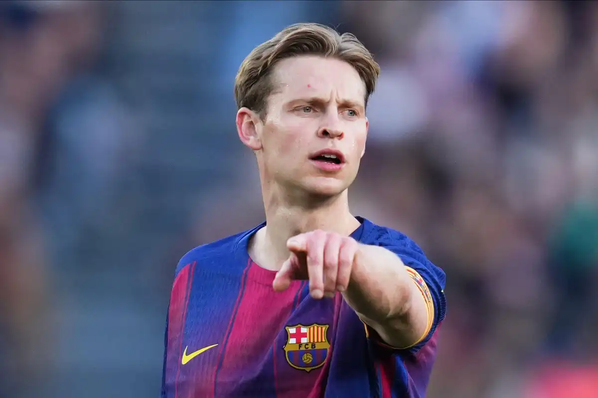 Frenkie de Jong encore freiné par son genou