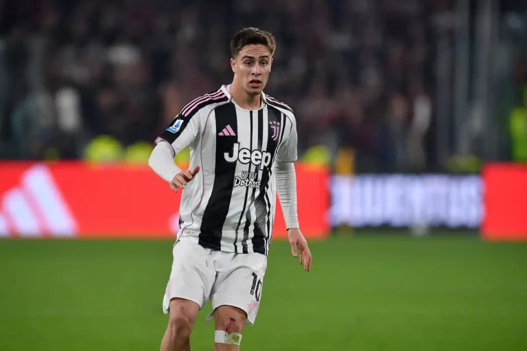 Arsenal cible Kenan Yildiz