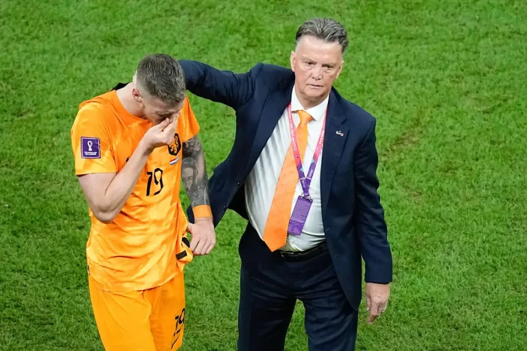 Louis van Gaal envisage un quatrième passage à la tête des Pays-Bas