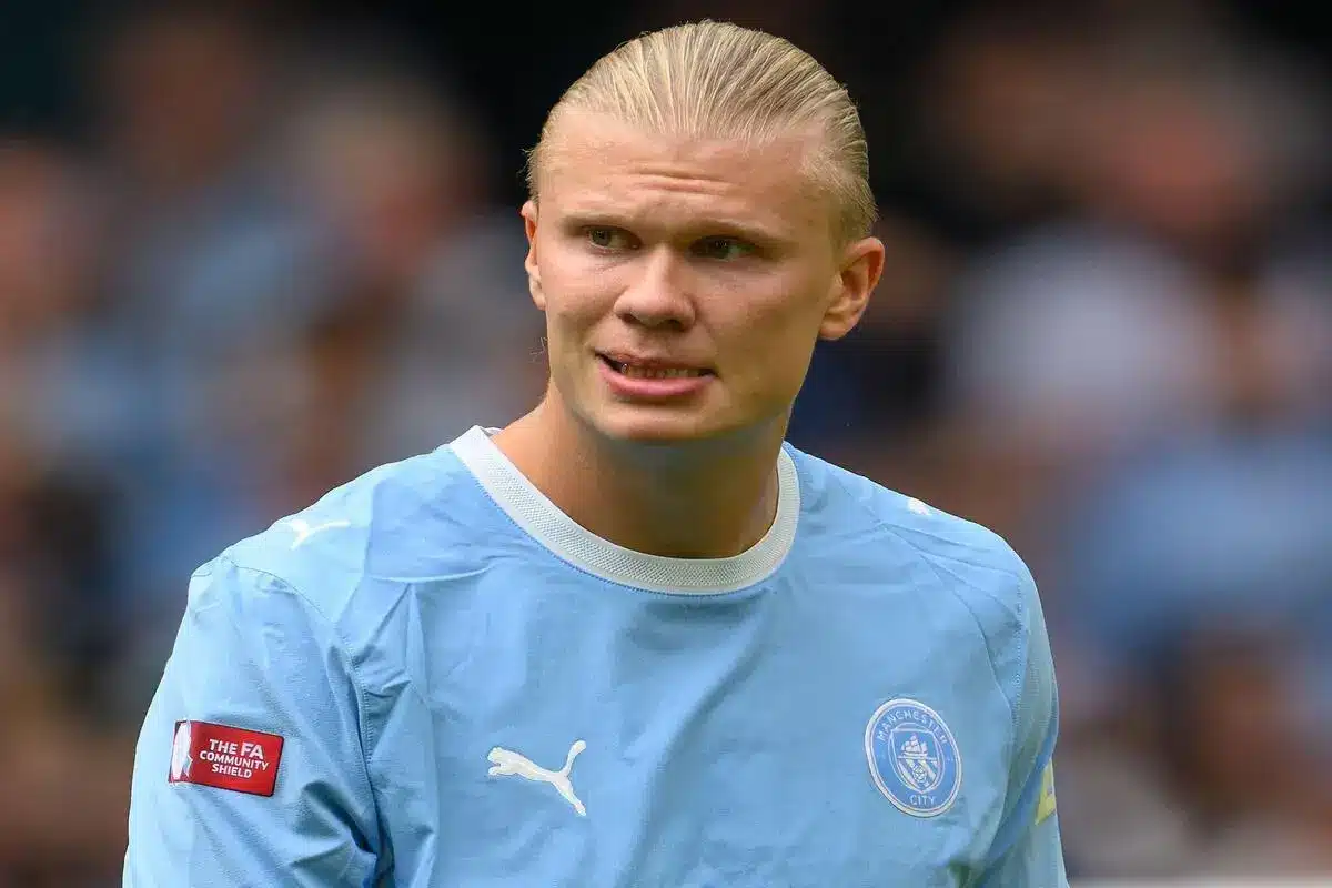 Man City : Erling Haaland aborde un nouveau look pour 2026-2027