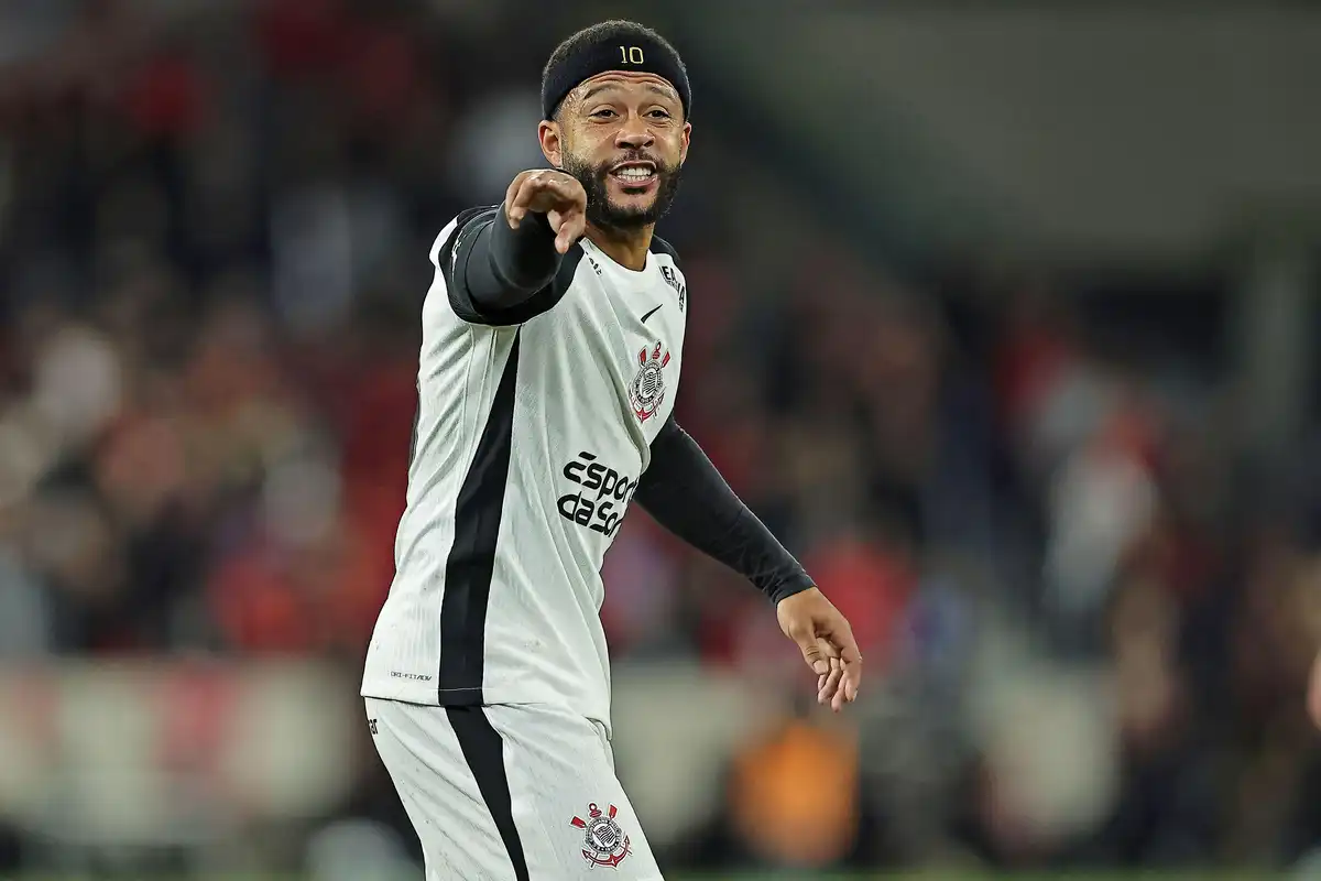 C’est officiel, cet ancien de l’OL reste au Brésil