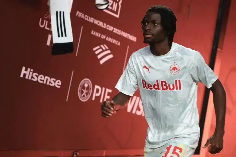 Mercato Brest recrute un milieu de terrain malien