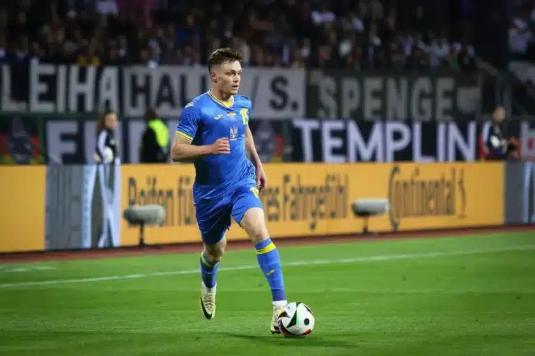 Mercato : L'Ajax signe le remplaçant de Mika Godts