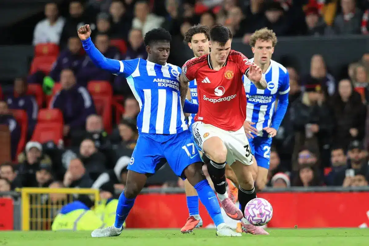 Mercato : Manchester United recrute Carlos Baleba (Officiel)