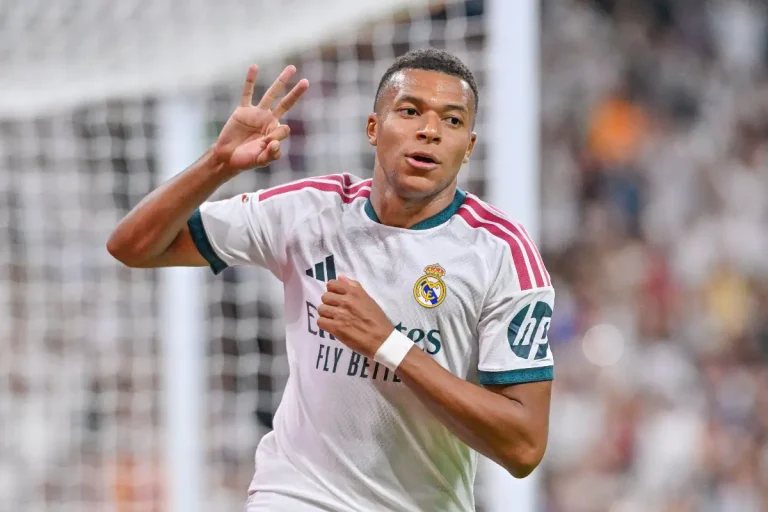 Real Madrid : Mbappé s'offre son premier triplé de la saison