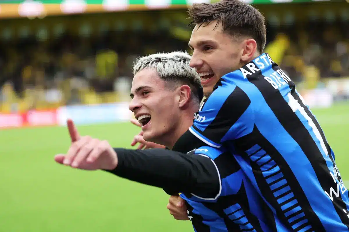 Robbie Ure dribble la Ligue 1 et file à Séville