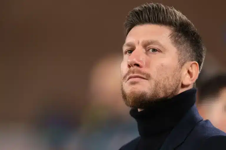 Un ancien entraîneur de Ligue 1 attendu en Écosse
