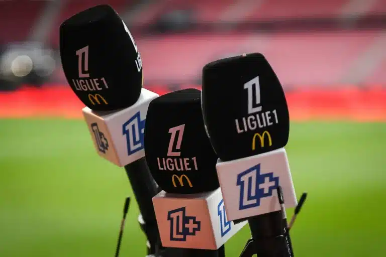 Un ancien lyonnais débarque sur le Ligue 1+