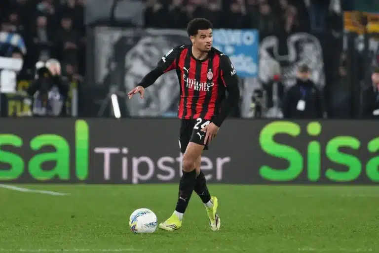 Zachary Athekame sous les couleurs du Milan AC @Alamy