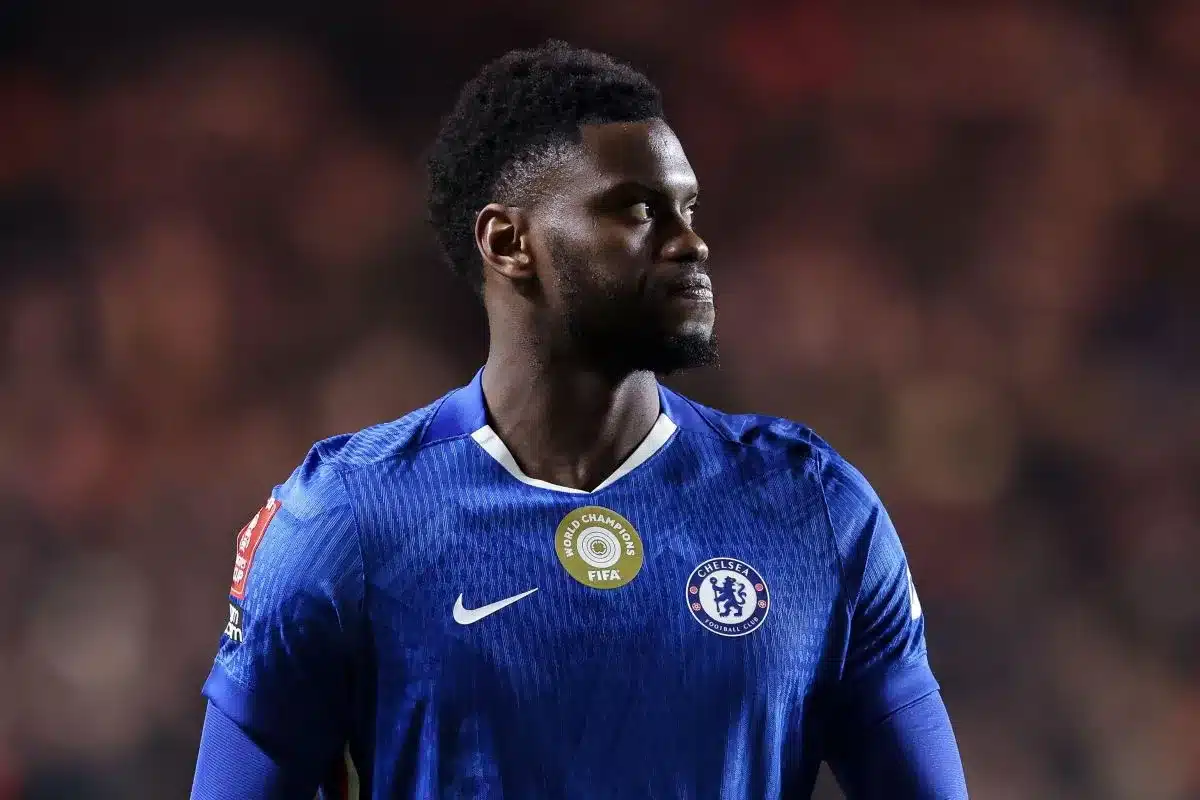Badiashile arrive à Naples !