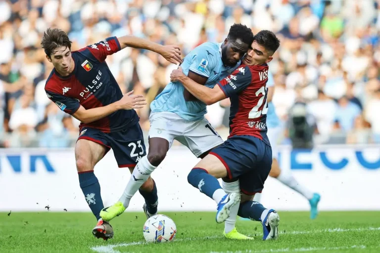 Boulaye Dia sous le maillot de la Lazio @Alamy