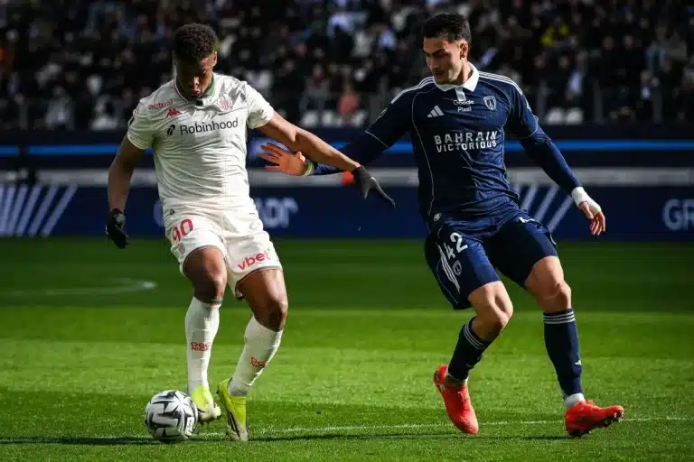 Kevin Carlos sous le maillot de Nice @Alamy