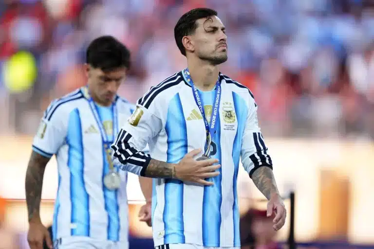 Leandro Paredes sous les couleurs de l'Argentine @Alamy