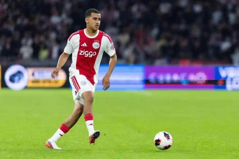 Abdellah Ouazane sous le maillot de l'Ajax