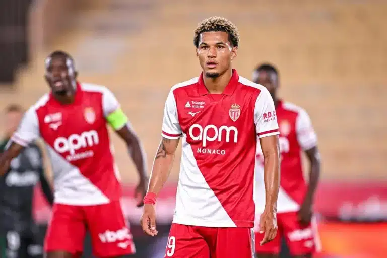 AS Monaco Paris Brunner prend cher