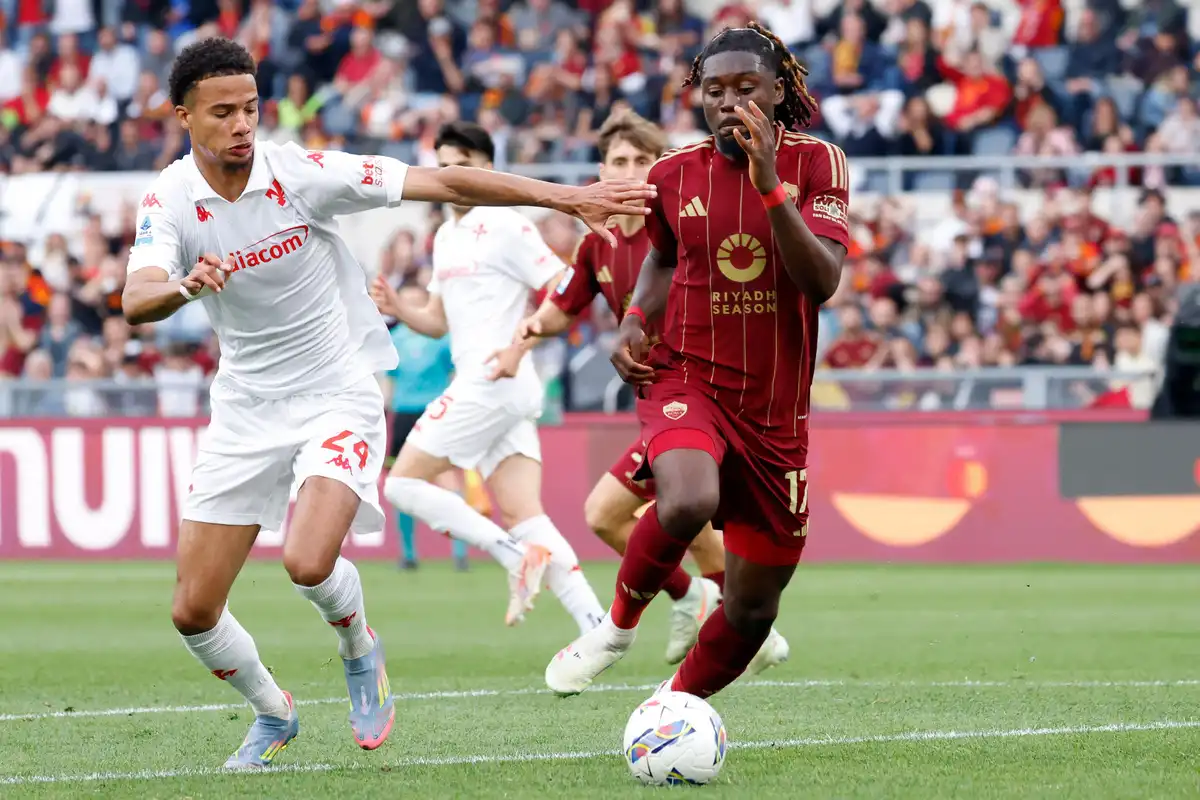 Manu Koné reste à la Roma