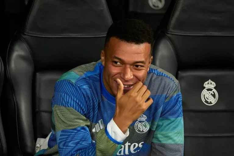 Ballon d'Or Kylian Mbappé a une pensée pour l'Afrique