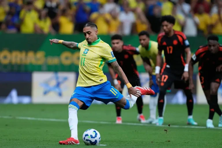 Brésil : Officiel, Raphinha succède à Neymar