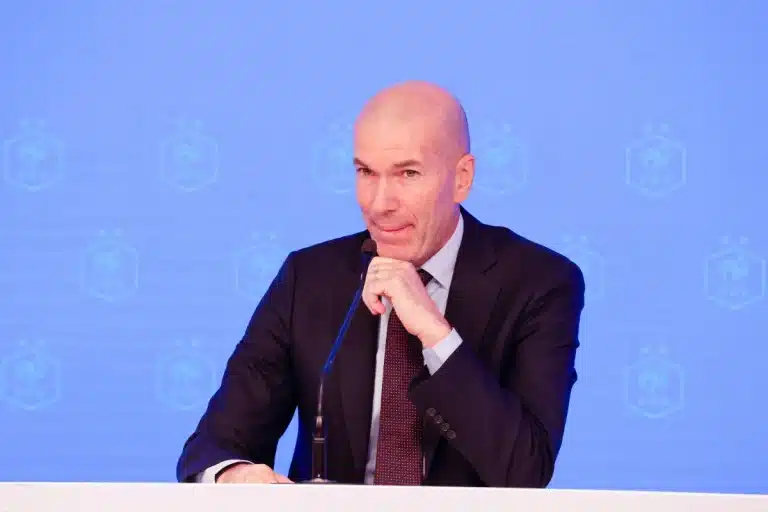 EDF : Zinedine Zidane oblige de modifier son équipe