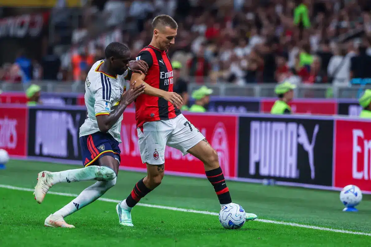 Manchester United vise un jeune prodige du Milan AC
