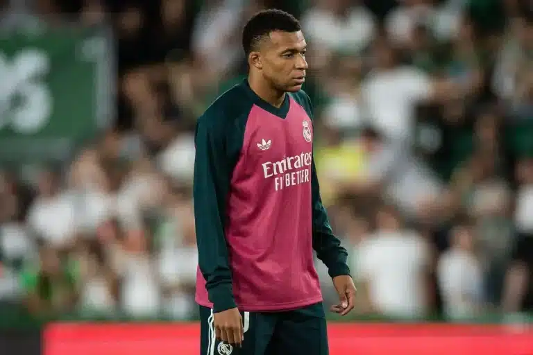 Kylian Mbappé quitte Nike et signe avec On