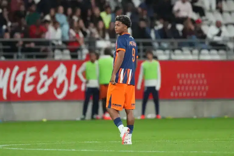 Lacine Megnan-Pave sous le maillot de Montpellier
