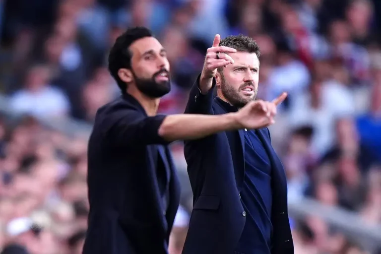 Man United quitte Londres avec une langue de bois
