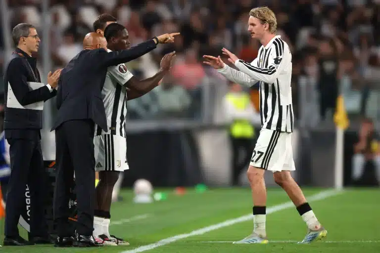 Nick Woltemade sous le maillot de la Juventus
