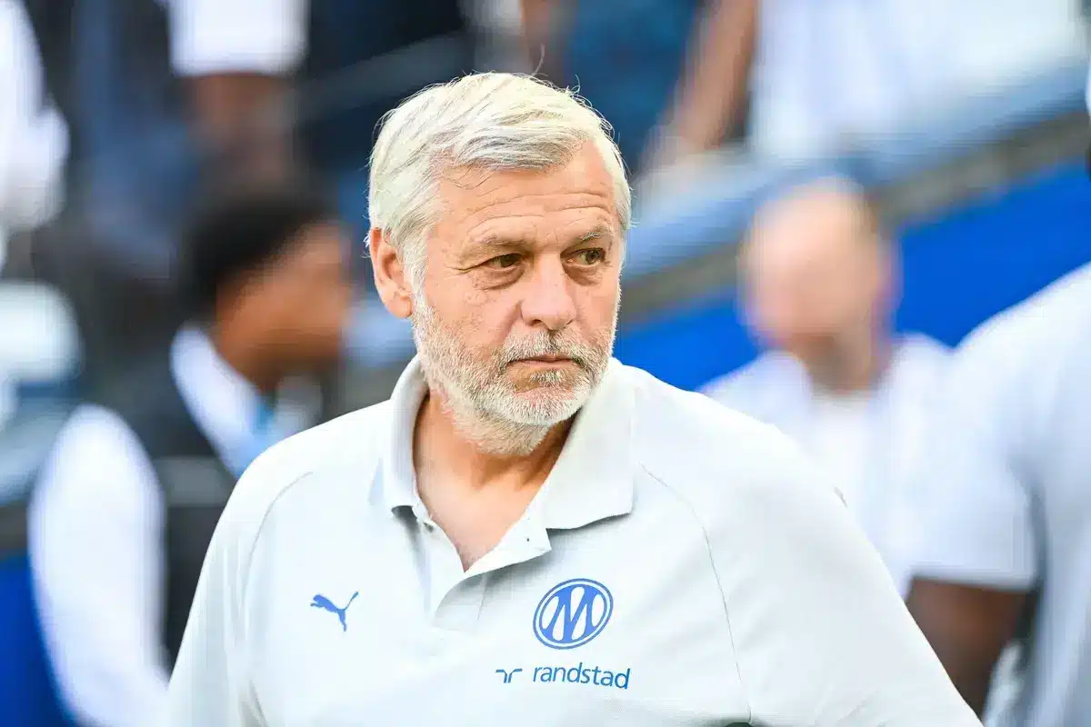 OM : Bruno Genesio agace sa direction