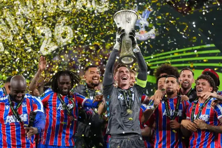 PL Crystal Palace prolonge un cadre