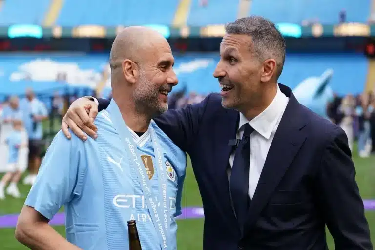 PL Pep Guardiola affiche son soutien à Man City