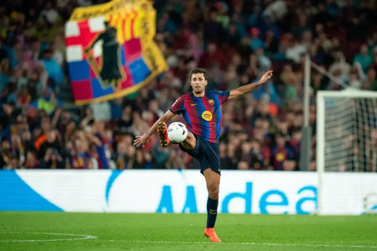Rodri en action contre le FC Séville ©Alamy